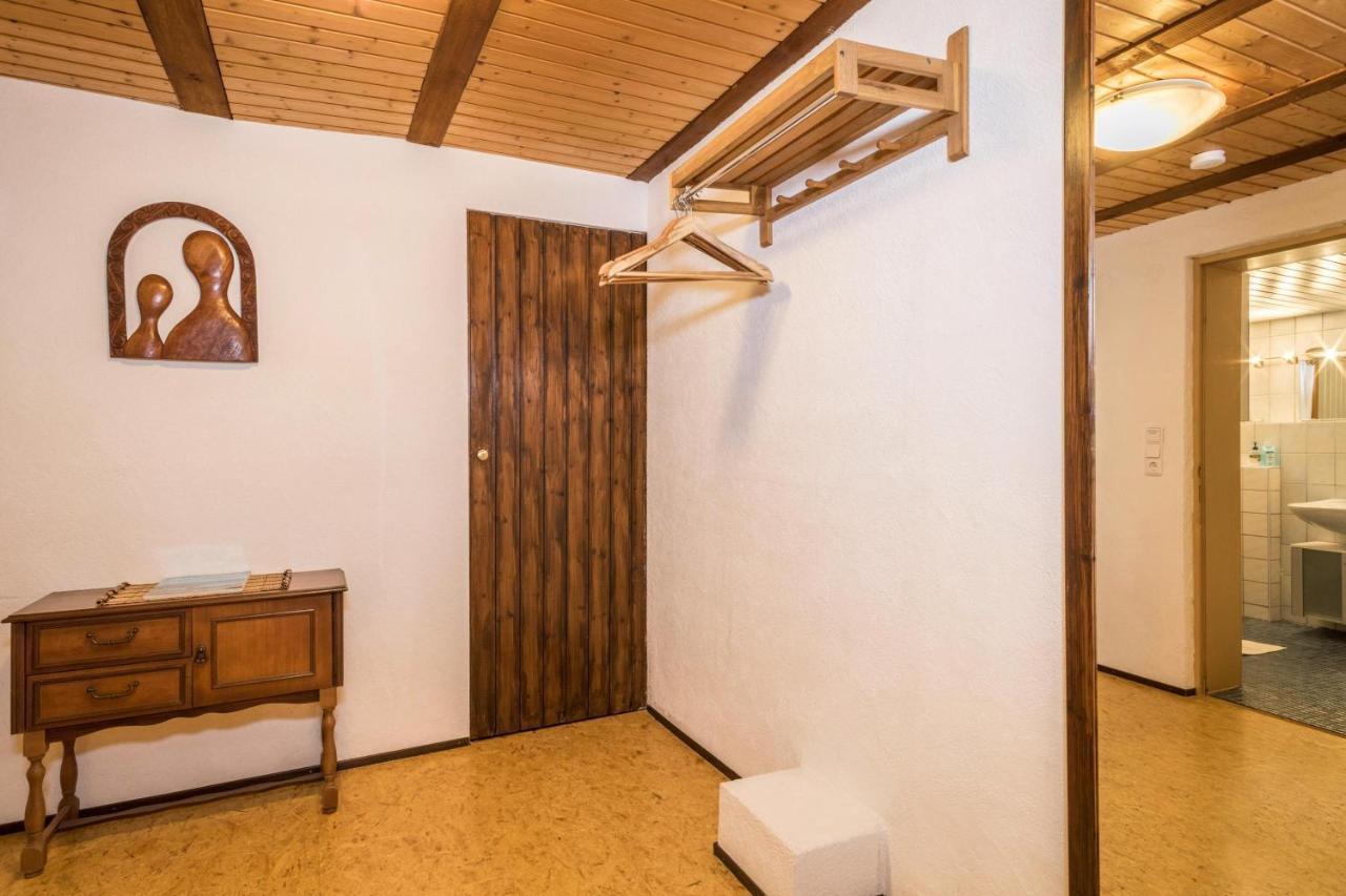 Ferienwohnung Im Alten Forsthaus Bermatingen Bagian luar foto