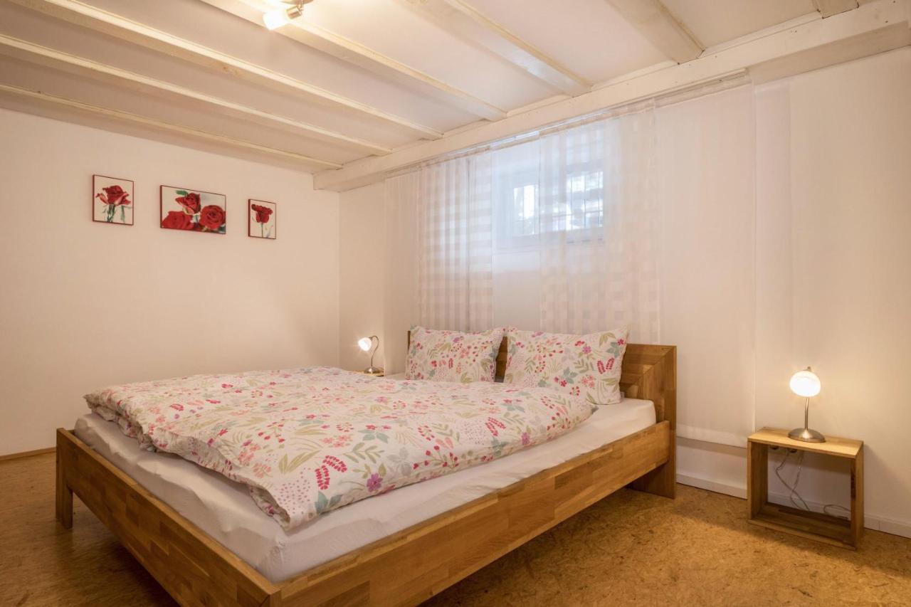 Ferienwohnung Im Alten Forsthaus Bermatingen Bagian luar foto